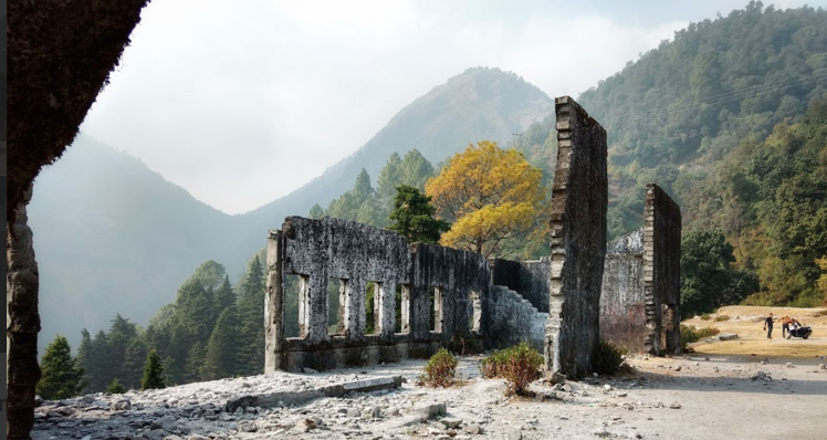 लैंबी देहर माइंस का प्रवेश द्वार – Haunted Place Near Dehradun in Hindi